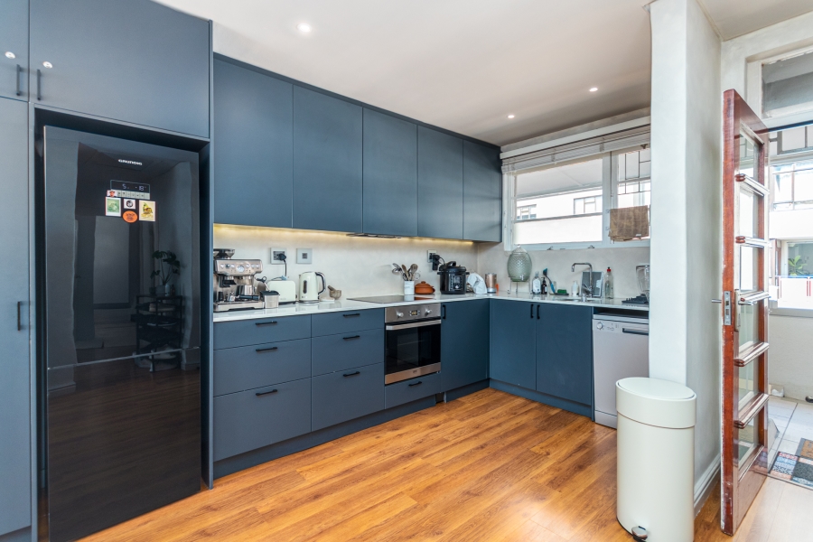 2 Bedroom Property for Sale in Green Point Western Cape